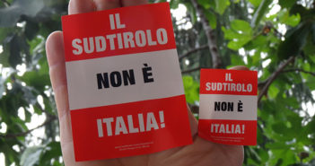 Südtiroler Heimatbund: Meinungsvielfalt ist den „Brüdern von Italien“ unbekannt