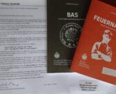 SHB gratuliert Bozner Bürgermeister Claudio Corrarati mit zwei Broschüren