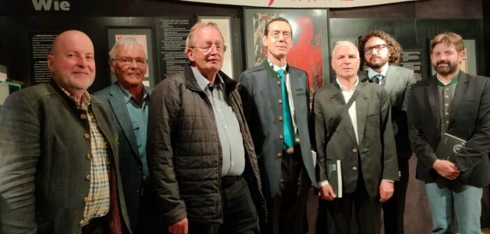 Heimatbund und Risveglio Tirolese, Gedankenaustausch in Bozen