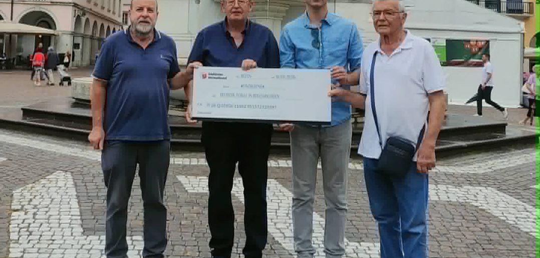 Heimatbund unterstützt deutsche Schule in Dreizehnlinden